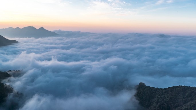 重庆南川：“赶海”金佛山