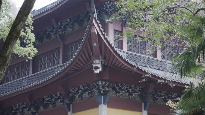 传统古建筑屋檐翘角