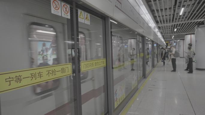 上海地铁进站 索尼 SLOG3 灰片