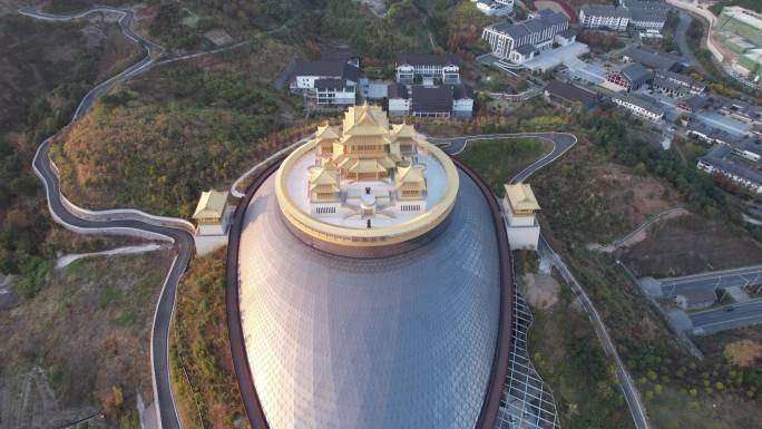 浙江宁波溪口雪窦山弥勒圣坛