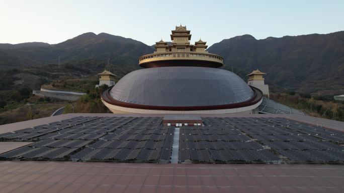 浙江宁波溪口雪窦山弥勒圣坛