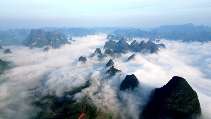 航拍桂林山川日出云海