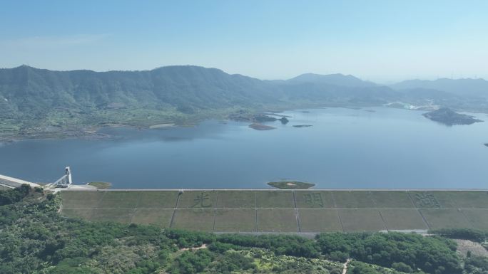 深圳光明区光明水库航拍光明湖绿水青山风光