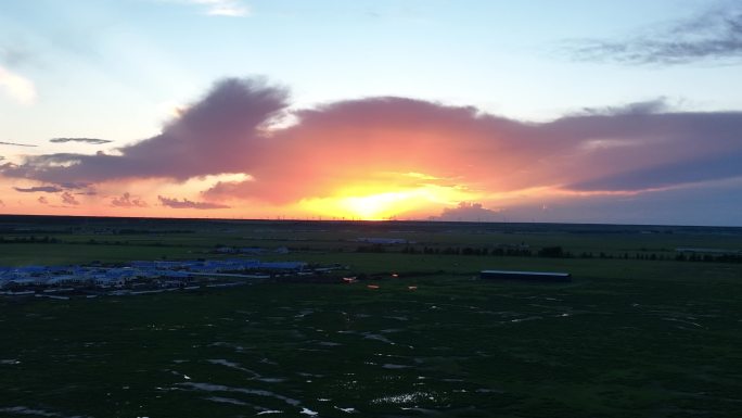 草原嘎查村庄夕阳晚霞