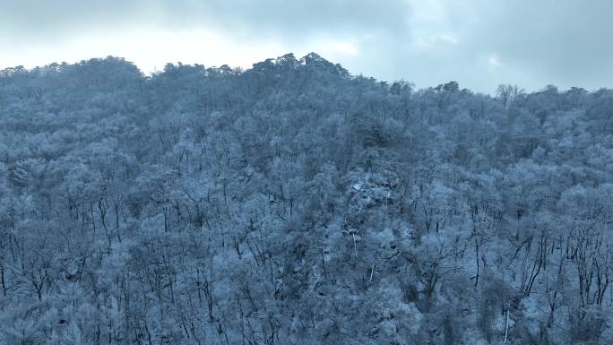 航拍千山雾凇雪景9