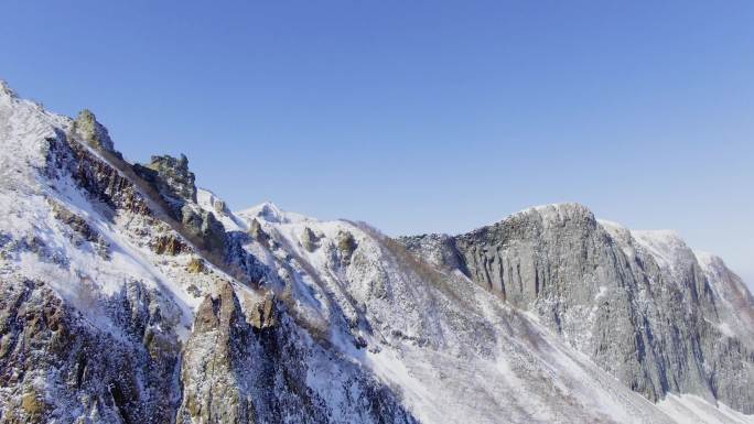 长白山雪山空镜5