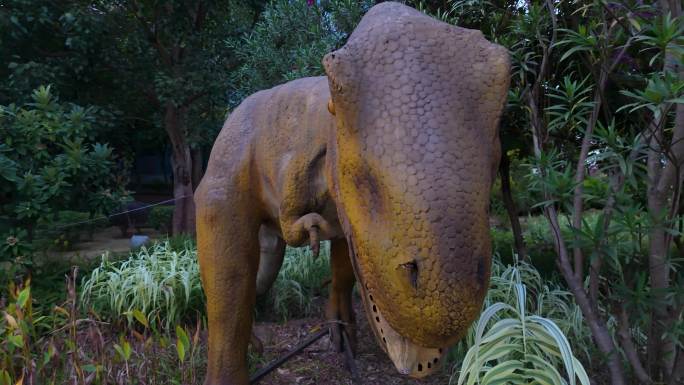 侏罗纪公园恐龙雕塑模型