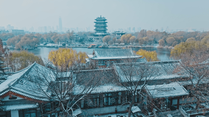 大明湖雪后风景航拍4K