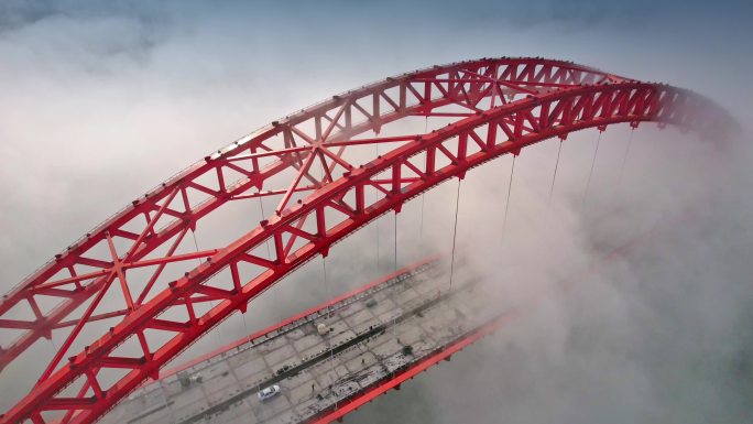 云端上的溇水河大桥航拍4K