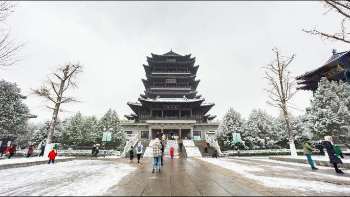 济南超然楼下雪