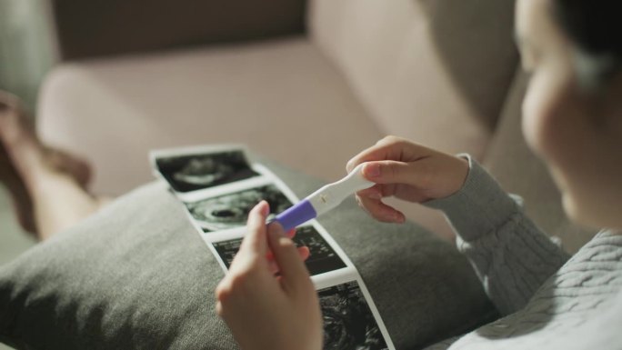 女性手妊娠试验阳性