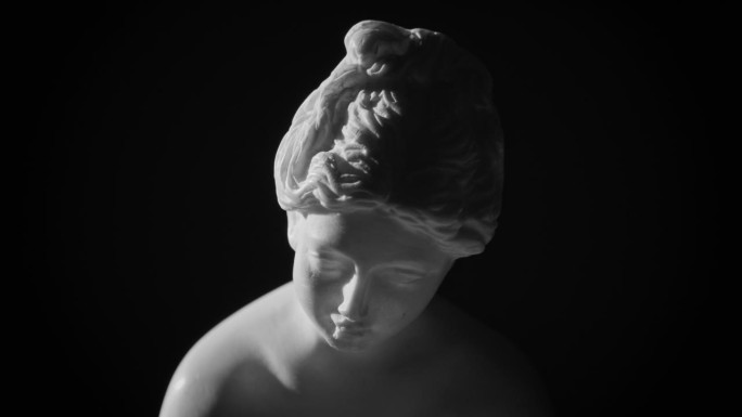 希腊大理石雕塑Danaide的头部细节特写镜头