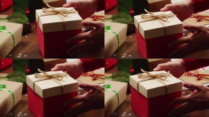 打开圣诞新年或生日礼盒的木制桌面周围的信件和礼物，俯视图，新年装饰和快乐的节日气氛，2024年，20