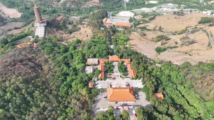 俯瞰山间寺庙寺院云南弥勒市弥勒寺