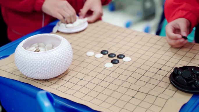 课间十分钟--学生下棋游戏