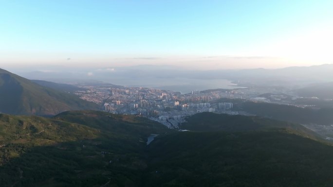 大理市洱海全景