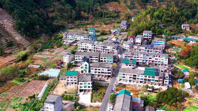 台州市黄岩区，头陀镇划岩山下的村庄