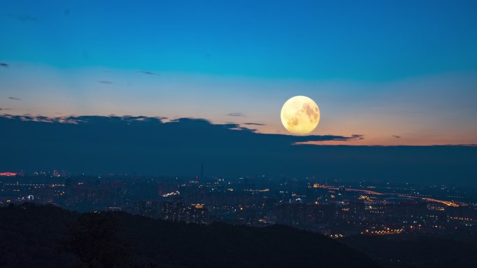 中秋 城市夜景月亮升起