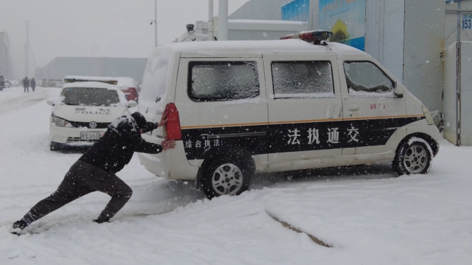 2023年河南暴雪【公路铁路应对雪灾】