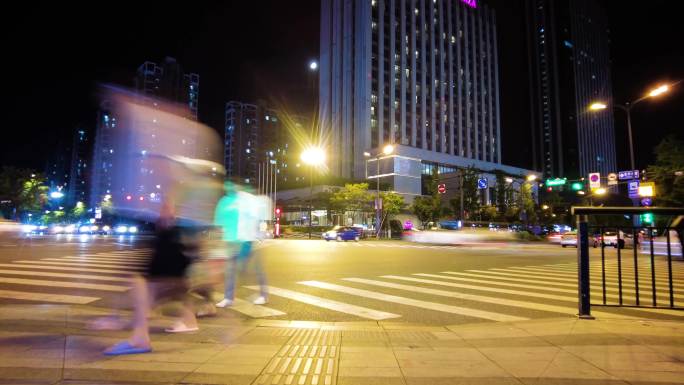 繁忙的城市夜景车流人流延时摄影9