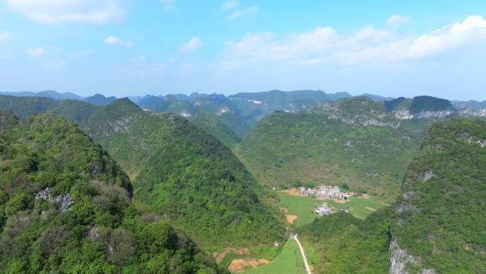 大山石头山大石山区青山山顶