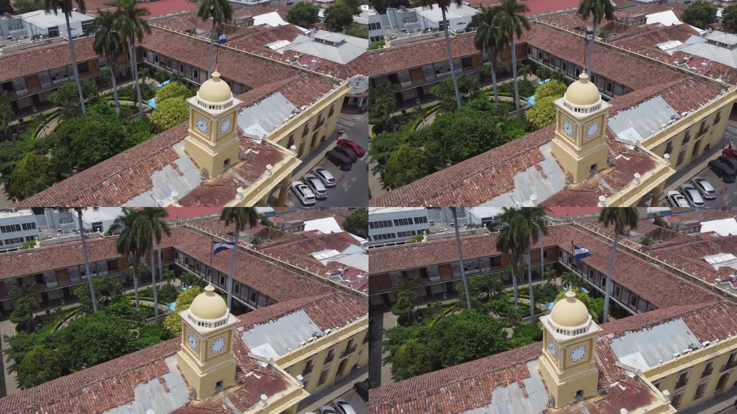 萨尔瓦多圣安娜市政大楼屋顶瓦片改造