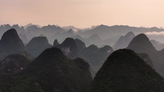 桂林山峰