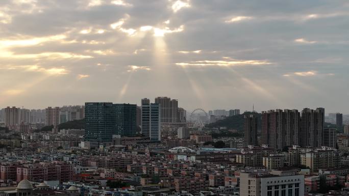 中山市 丁达尔文光