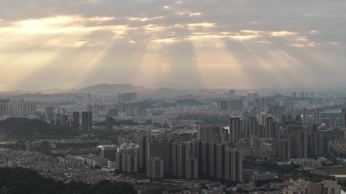 中山市 丁达尔文光