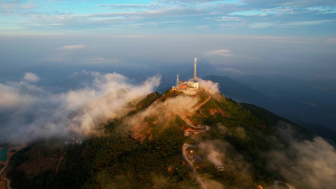 漳州吴田山航拍日出云海