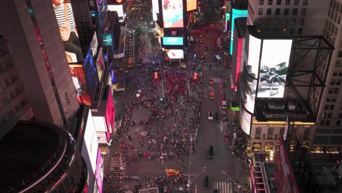 航拍纽约时代广场户外广告城市街道夜景灯光