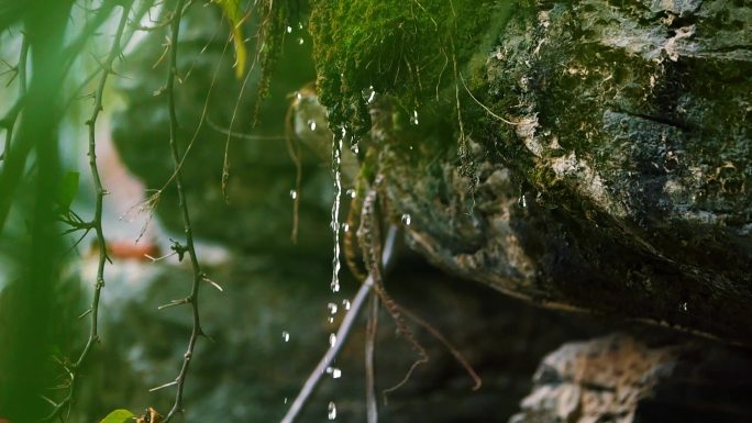 水滴山洞瀑布园林