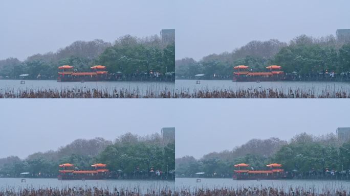杭州西湖游船雪景