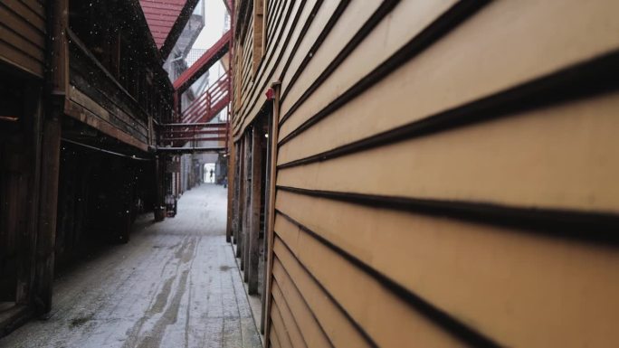 卑尔根的冬雪下的卑尔根:挪威联合国教科文组织世界遗产