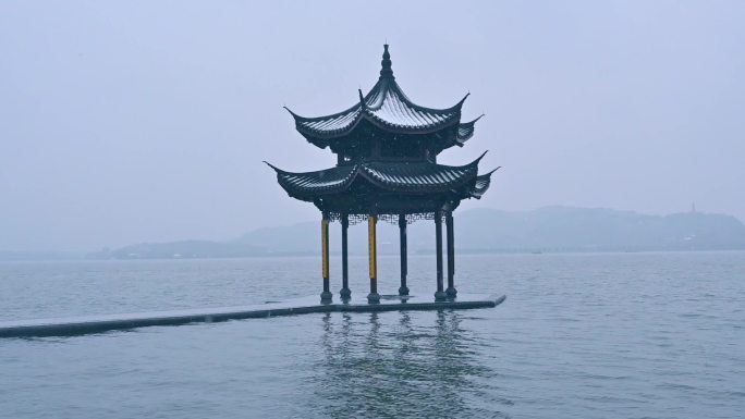 杭州西湖集贤亭雪景