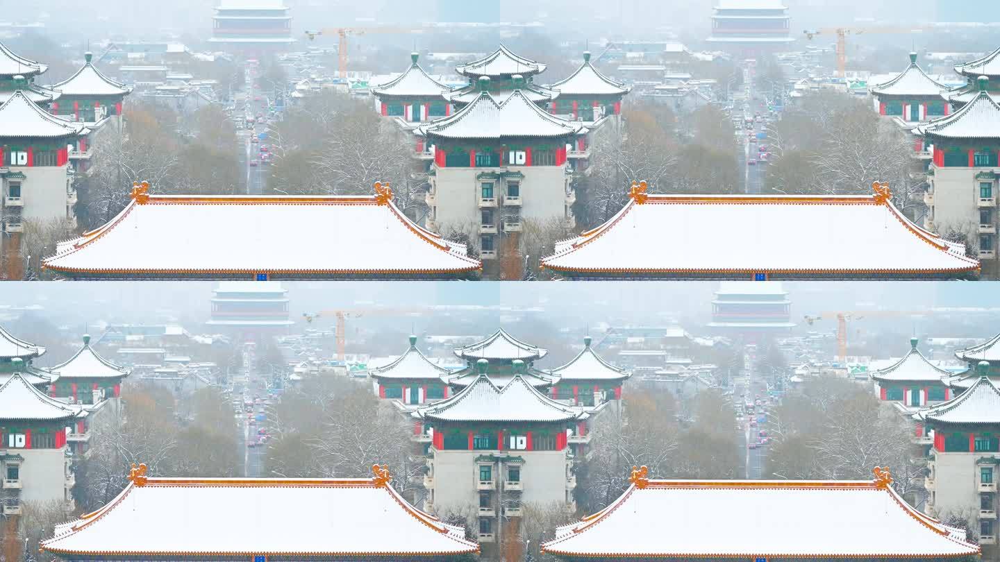 北京冬季景山公园下雪天古建筑风光