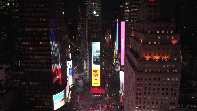 航拍纽约时代广场城市街道摩天大楼汽车游客