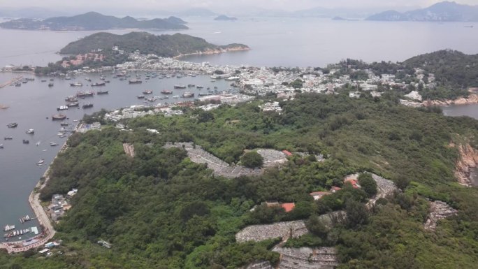 香港长洲岛鸟瞰图。向前推进，建立镜头