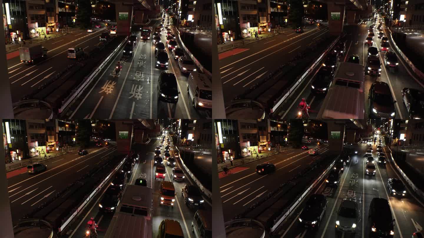 东京，日本:夜间街道交通(路口)鸟瞰图。