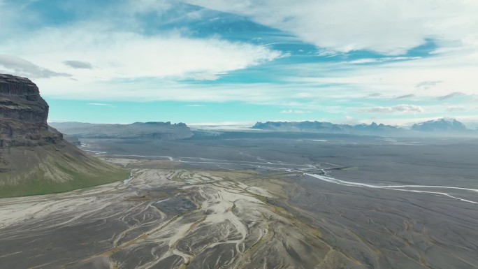 洛马格努普尔山和道路一号在冰岛南部-航拍