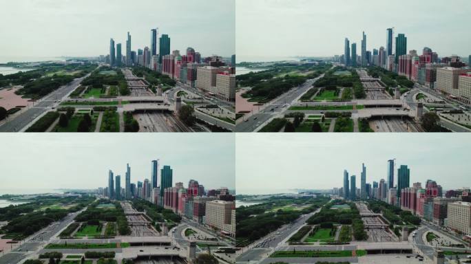左边是格兰特公园，右边是芝加哥的天际线。Metra和CTA的火车轨道。E国会广场博士可见，沿着密歇根