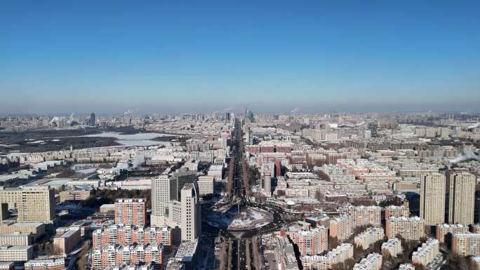 俯瞰长春市冬季景色，雪景航拍，人民大街