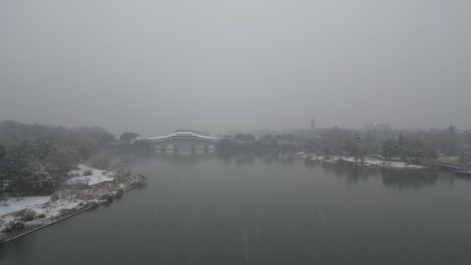 航拍无锡长广溪湿地公园雪景