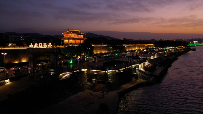 湖北襄阳古城夜景小北门码头