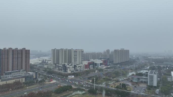 航拍昆山初雪中的城市风光