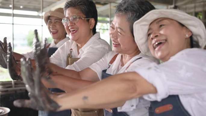 成熟的亚洲老年人在退休生活中快乐活力活动