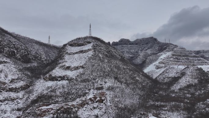 航拍太行山雪后