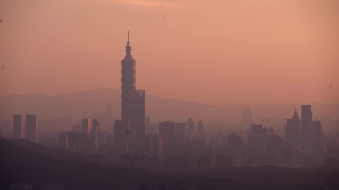 台北山顶日落城市全景101大厦