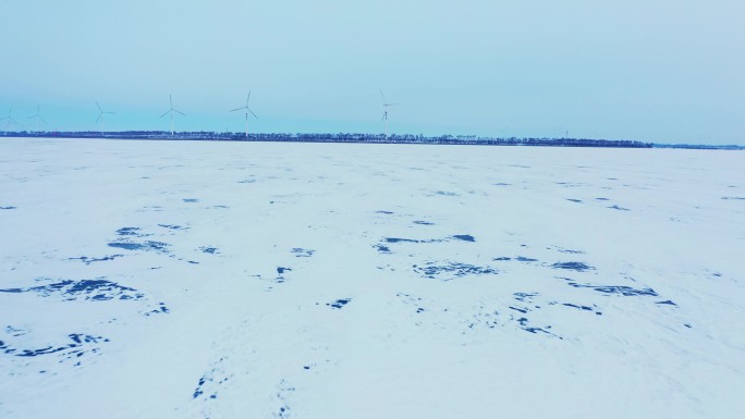 东北冰天雪地冰湖大片雪地