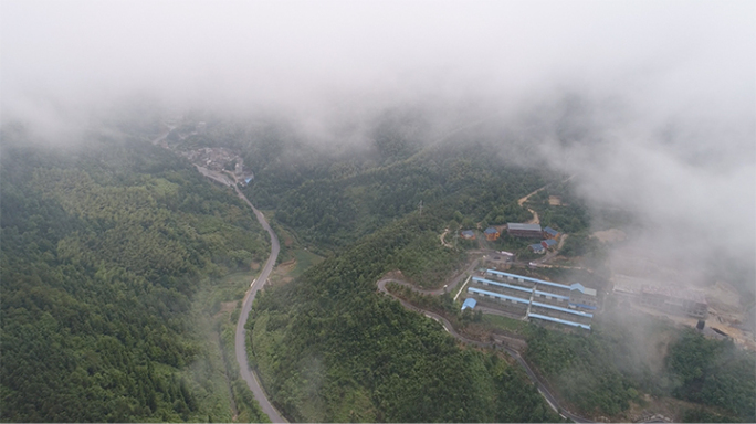 山区农村厂房农田航拍穿云4k50p